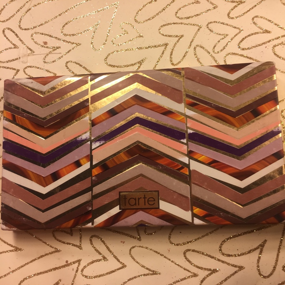 Tarte clay play volume 2 read description